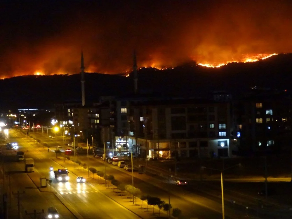 Çanakkale’de orman yangını: Alevlerle mücadelede son durum