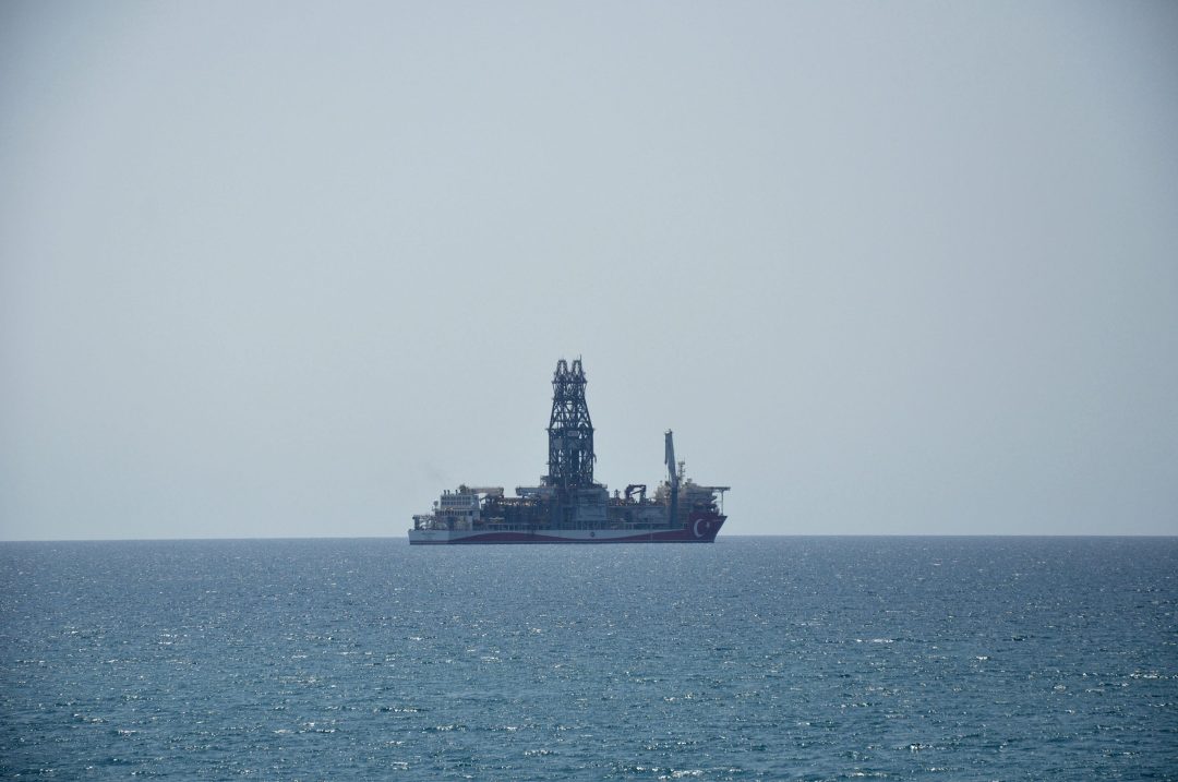 Abdülhamid Han sondaj gemisi