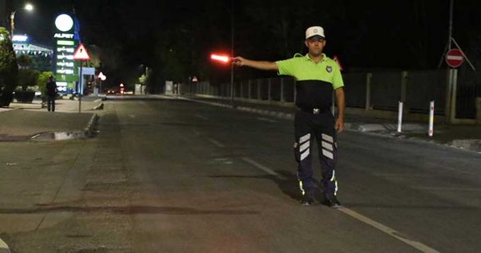 Polis göz açtırmıyor: “37 Araç daha trafikten men edildi”