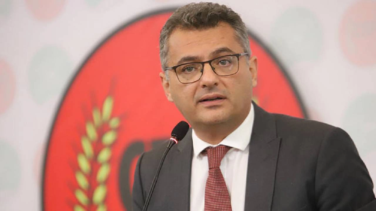 “Memleketteki işsiz gençlere hesap verin!”