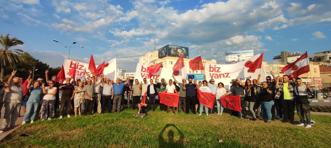 CTP her ilçede çember eylemleri düzenledi