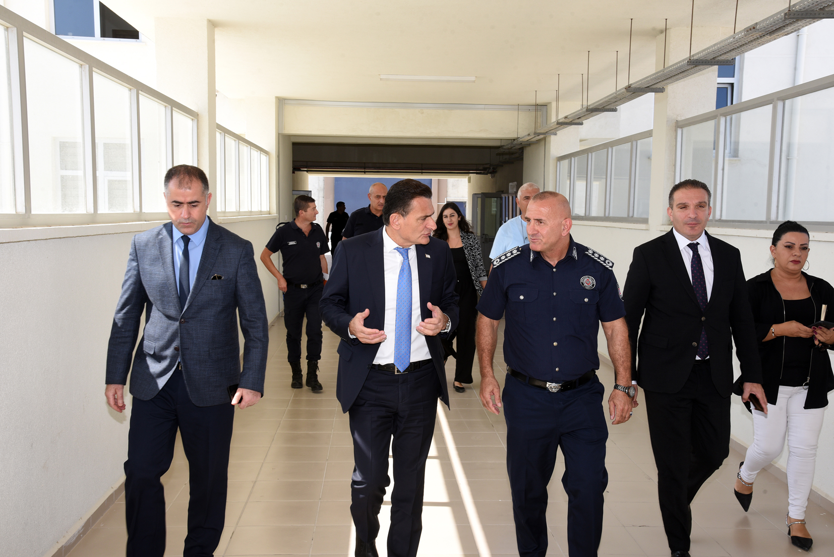 Oğuz, yeni cezaevini ziyaret etti: “Modern anlamda tamam ama hükümlü ve tutuklu sayısı kapasitesinin bir buçuk katı üzerinde”