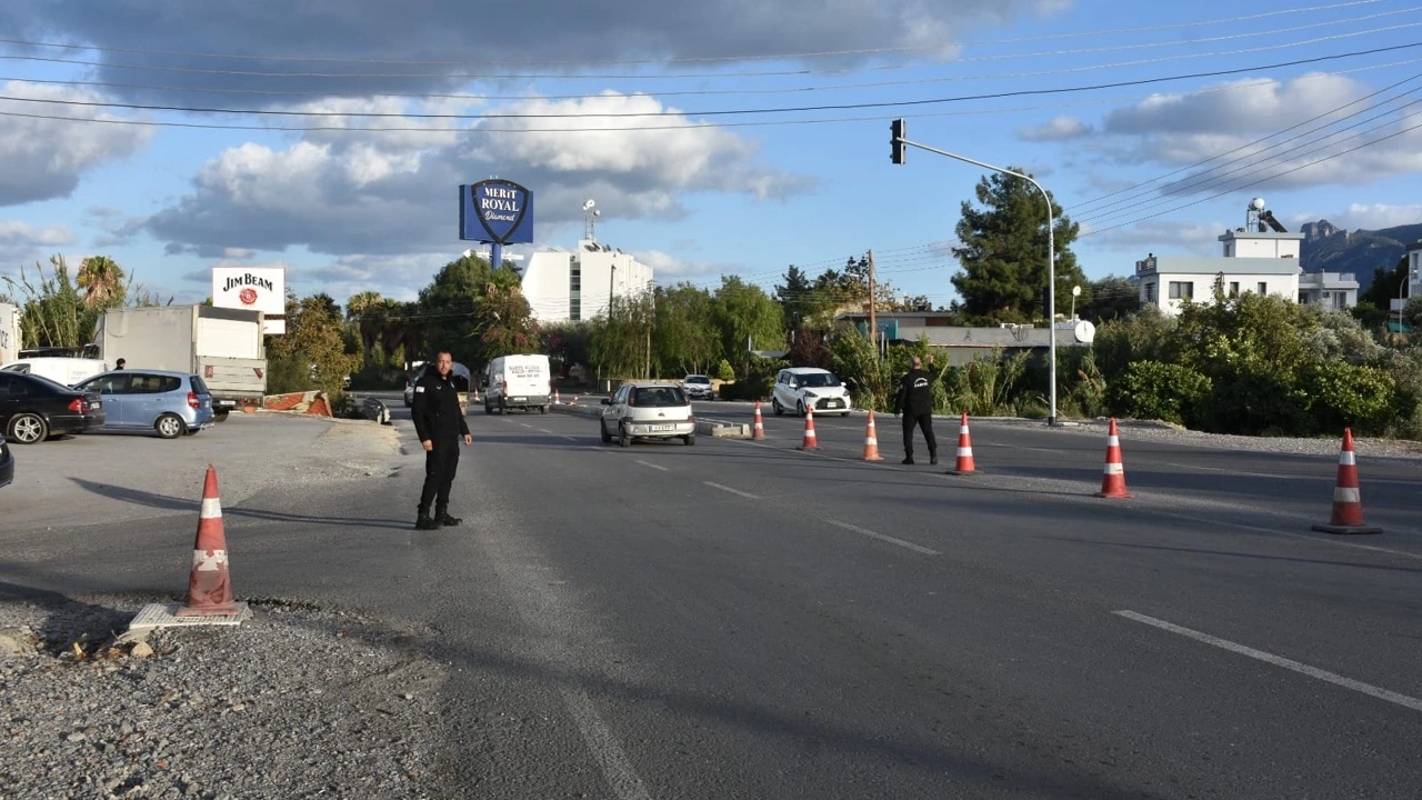 Alsancak Karaoğlanoğlu Caddesi’ni kullanacak sürücüler dikkat