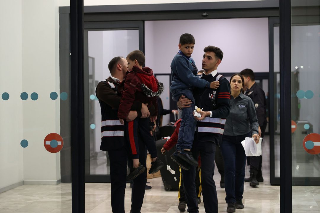 Gazze’den tahliye edilen KKTC ve Türkiye vatandaşları İstanbul’a geldi