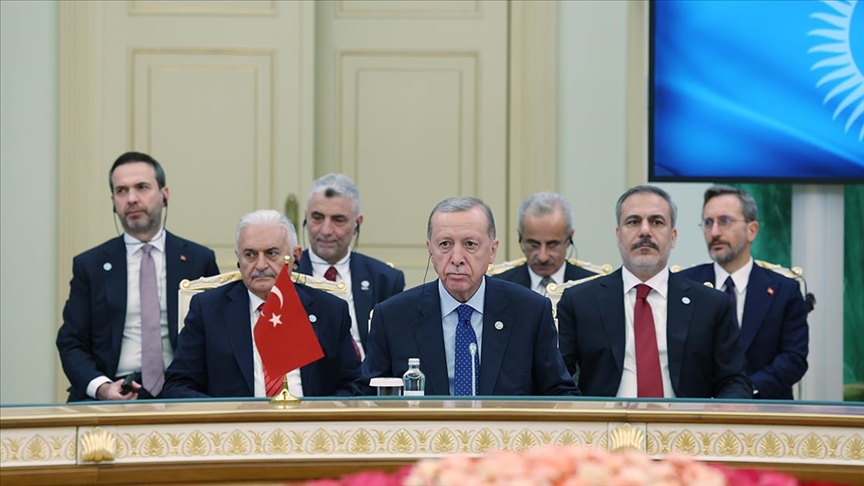 Erdoğan: “TDT’nin müteakip zirvesinde KKTC’yi gözlemci üye statüsüyle aramızda göreceğimize inanıyorum”