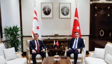 Başbakan Üstel: “Kablo ile elektrik fizibilite çalışması 1 yıl içinde bitecek, hastane temeli seneye atılacak”