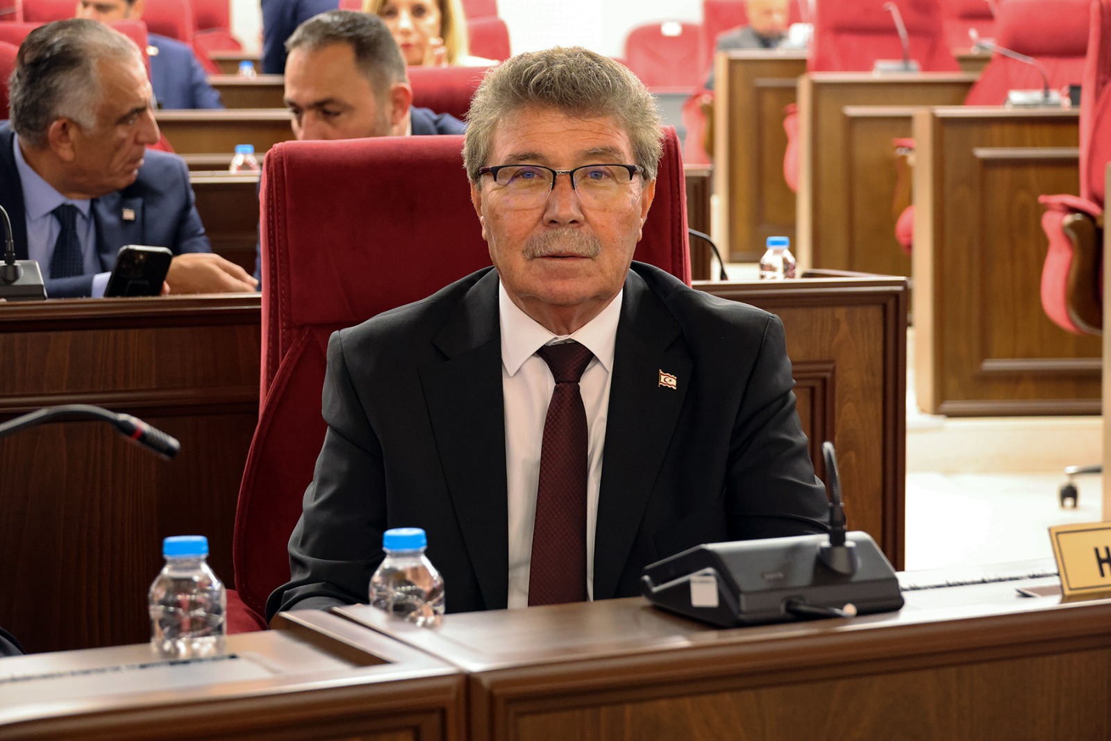 Üstel’den emlak piyasasına ilişkin eleştirilere yanıt: “Anlatıldığı gibi, bu ülkede gizli bir işgal ya da faaliyet asla söz konusu değil”
