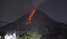 Endonezya’da Merapi Yanardağı’ndaki patlamalar nedeniyle 11 dağcı hayatını kaybetti