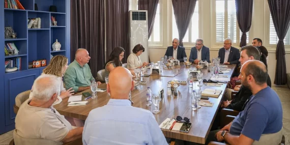 CTP Genel Başkanı ve Cumhurbaşkanı adayı Erhürman, Türkiye’den gelen gazetecilerle bir araya geldi