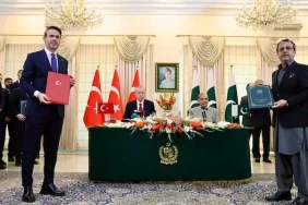 turkiye-pakistan-enerji-is-birligi-bakan-bayraktar-petrol-ve-gaz-anlasmasini-duyurdu.jpg