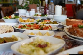 guney-kibris-ab-icerisinde-gida-israfi-sampiyonu.jpg