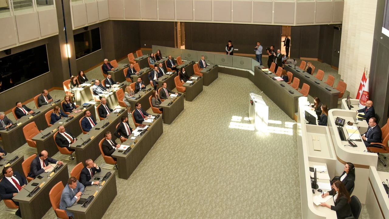 1765216292794meclis-genel-kurulu-toplandi-1-so.jpg