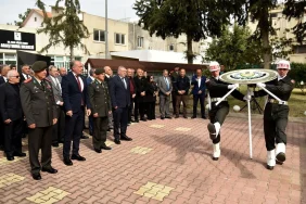 18-mart-sehitleri-ve-canakkale-zaferi-anildi.jpg
