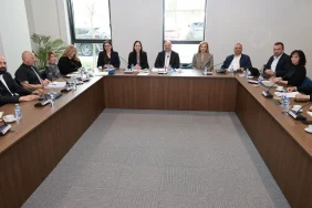 dijital-dunyada-cocuk-haklarina-iliskin-olusturulan-gecici-ve-ozel-komite-toplandi.jpeg