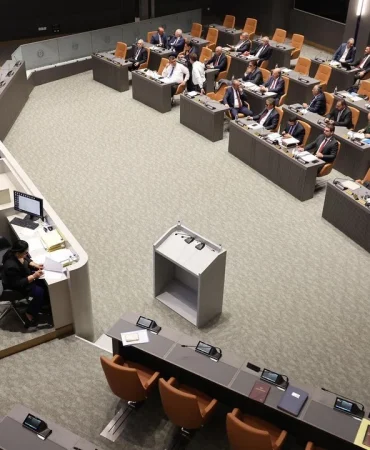 kozmetik-urunleri-degisiklik-yasa-tasarisi-meclisten-gectigenel-kurul-bugunku-calismalarini-tamamlad.webp