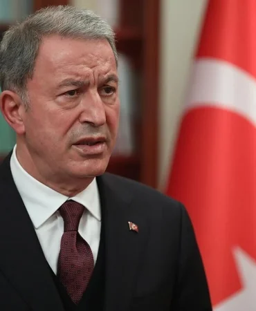 milli-savunma-bakani-hulusi-akar-1511271-2.jpg