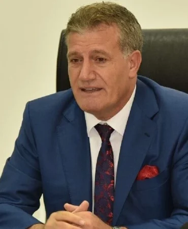 v2erhanarkl2-1633085460-2.jpg
