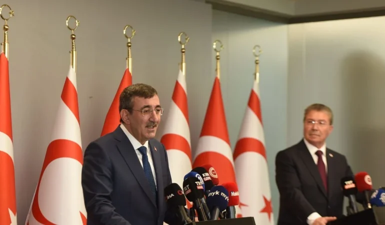 yilmaz-rum-yonetiminin-askeri-uslerde-ucuncu-ulkelere-ayricalik-tanimasi-adadaki-herkes-icin-risk.jp_.webp