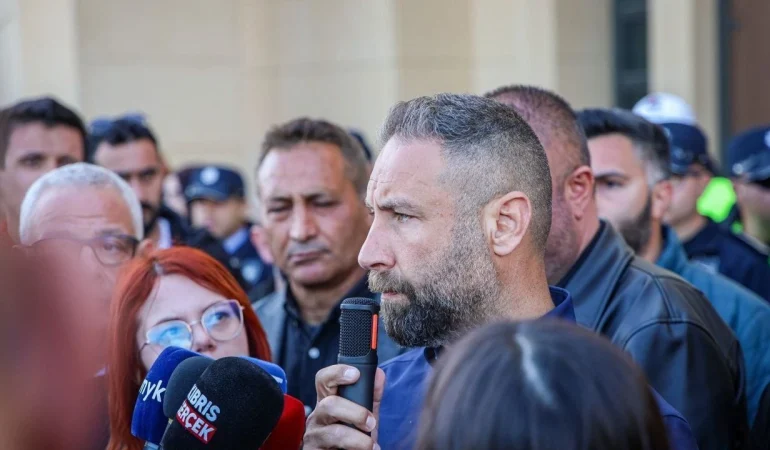 burak-mavis-meclis-eylemleri-nedeniyle-ifadeye-cagrildi.jpeg