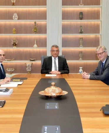cumhurbaskani-erhurman-lacroixi-kabul-etti.jpeg