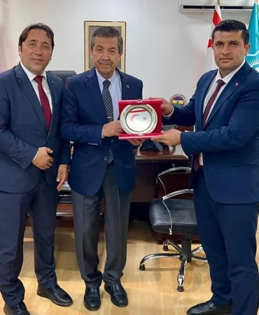 disisleri-bakani-ertugruloglu-turkgef-baskani-bayduzu-kabul-etti.jpg