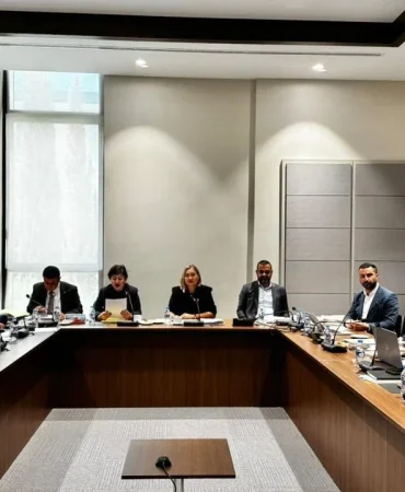 hukuk-siyasi-isler-disiliskiler-ve-savunma-komitesi-toplandi.jpeg