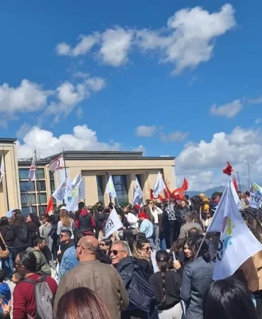 ktoeosten-genel-grev-cagrisi-pazartesi-meclis-onunde-bulusma.jpg