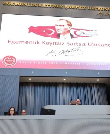 meclis-genel-kurulunda-guncel-konusmalar-yapiliyor.jpg