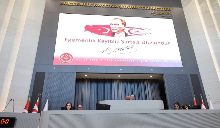 meclis-genel-kurulunda-guncel-konusmalar-yapiliyor.jpg