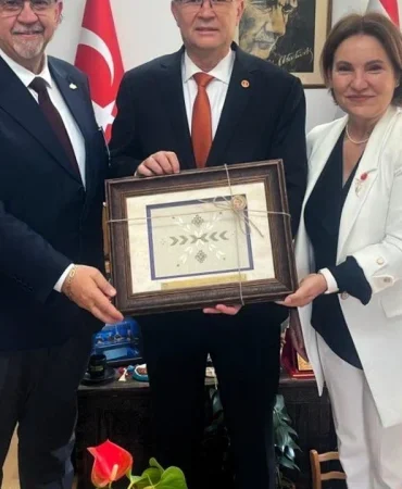 zaimagaoglu-tdk-baskani-mert-ile-aoa-baskani-konedrali-ile-gorustu.jpeg