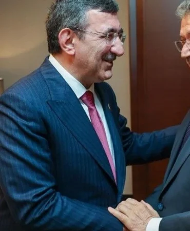 basbakan-ustel-ankaradaustel-tc-cumhurbaskani-yardimcisi-yilmaz-ile-bir-araya-geldi.jpg