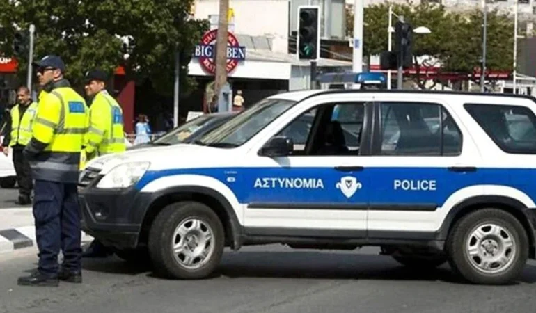 guney-kibrista-kacak-ikamet-eden-29-kisi-yakalandi.jpg