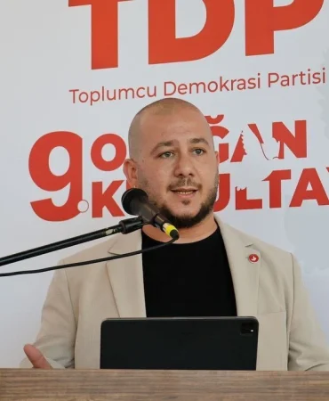 tdp-genel-sekreteri-ekinci-bu-ulkenin-gencleri-yeni-bir-sistem-kuracak.JPG