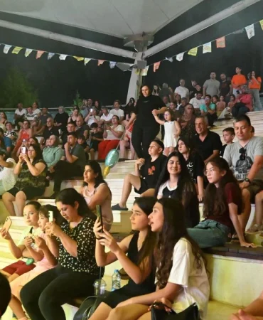 1782037584789festival-2.jpg