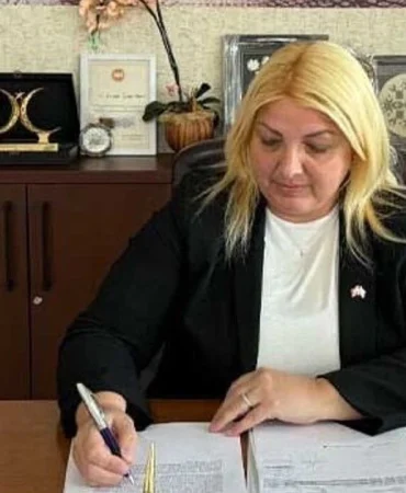 buyukkonukta-hizmet-vurgusu-soz-verdik-calistik-ve-yaptik.jpg