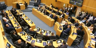 rum-meclisinde-komite-dagilimi-yapildi-bosta-kalan-komiteler-elama-verildi.JPG