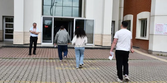yksnin-ilk-oturumu-tyt-basladi.jpg